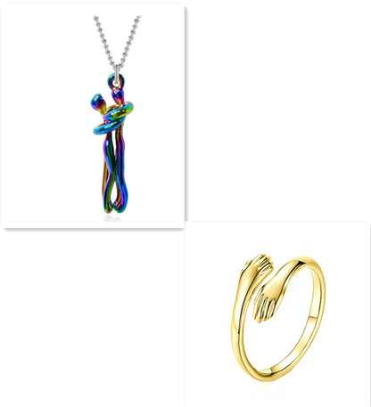 Love Hug Kolye – Kadın & Erkek İçin Unisex Çift Kolyesi, Sevgililer Günü Hediyesi